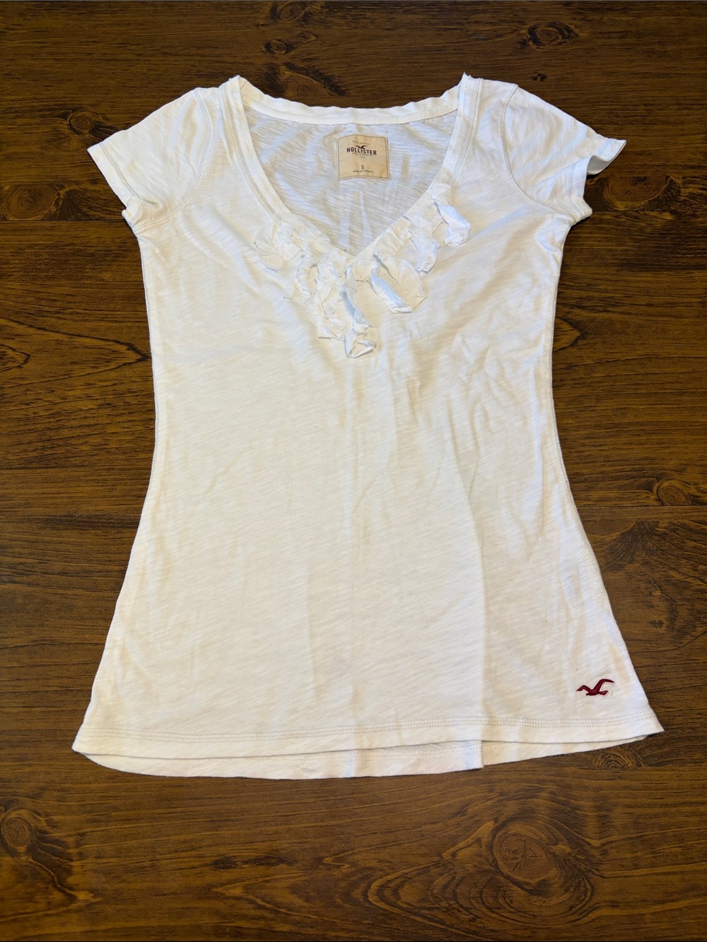 Hollister Y2K White Ruffle V Neck Baby Tee Top Women’s Small